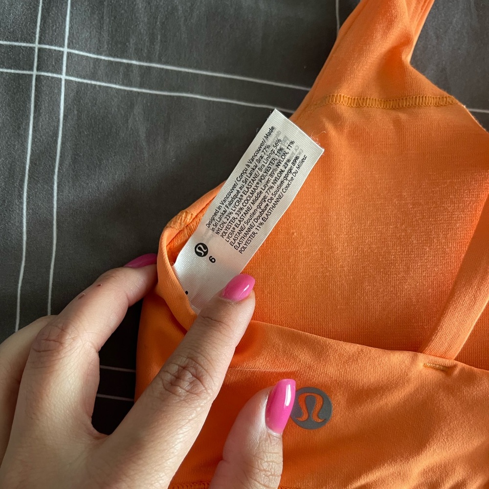 Lululemon Energy Bra - Picture 2 of 5